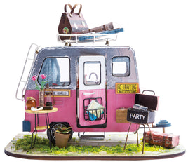 DIY Miniature House Kit: Happy Camper